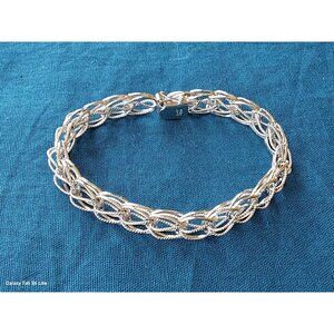 Vintage Rembrandt sterling silver bracelet in original case like new condition